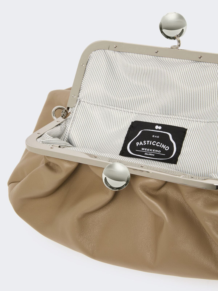 sac à pasticcino moyen en peau de mouton - turtledove