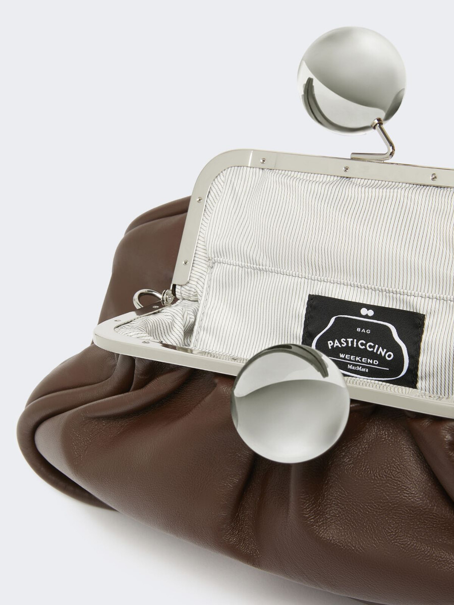 sac pasticcino moyen en cuir nappa brillant - marron