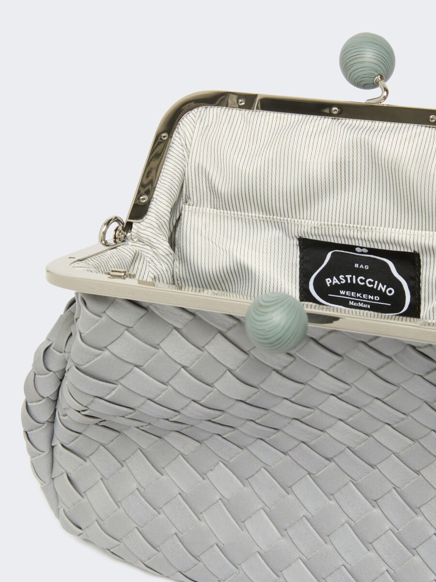 sac pasticcino moyen en cuir tressé - bleu clair