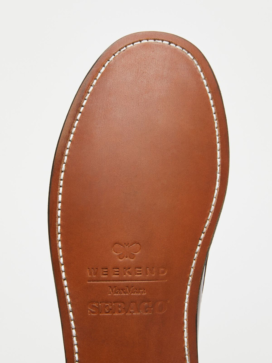 mocassins en cuir à pompons - bordeaux